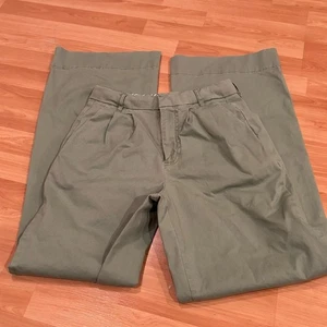 Vineyard Vines Chinohose salbeigrün weites Bein - Bild 1 von 8