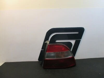 1994 Honda Accord Passenger Right Rear Tail Light Brake Light (FLAW) CRACKED - Imagem 1 de 4