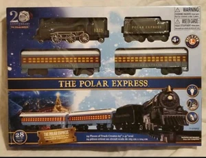 NEW Lionel The Polar Express 20th Anniversary Battery Operated 28 Pc Train Set - Picture 1 of 7