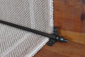 Vara de escalera negra, varillas de corredor, alfombra de escalera de 3/8"", juego de hardware, soportes de alfombra de escalera - Imagen 1 de 9