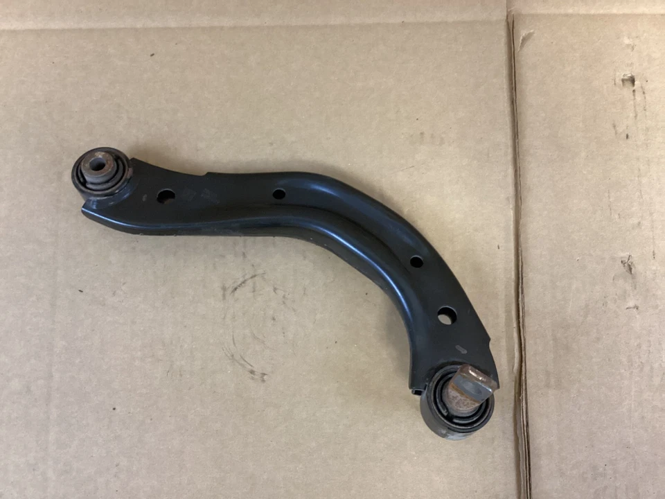 2019 ACURA ILX REAR RIGHT PASSENGER UPPER CONTROL ARM OEM Foto 1 de 4