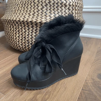 Pedro Garcia Ubon 黑色剪羊毛皮革楔形踝靴 695 美元 7 37.5 码 — 第 1/4 张图片