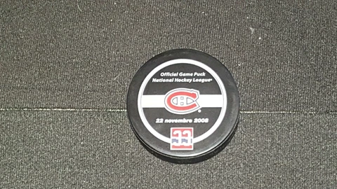 PATRICK ROY JERSEY RETIREMENT NIGHT OFFICIAL GAME PUCK MONTREAL CANADIENS NHL Cover