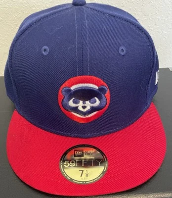 NEW CHICAGO CUBS hat fitted blue red  Sz 7 1/8 (M) New Era 59Fifty Cooperstown - Image 1 of 4
