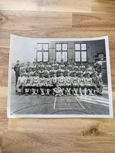 Vintage 1949 St Clair High School Michigan Basketball Team Photograph - Picture 1 of 2