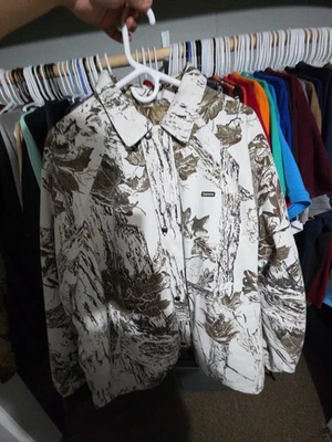 Supreme Realtree Reversible Quilted Jacket Size XL Snow Camo SHIPS ASAP! - Image 1 of 4