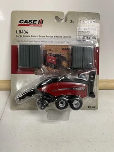 1/64 Case IH LB434 Large Square Baler W/4 Bales, ERTL 14938 - Picture 1 of 1