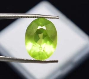 8 To 10 CT Oval Cut Green Peridot Loose Gemstone Certified Valentine Best Offer - Picture 1 of 4