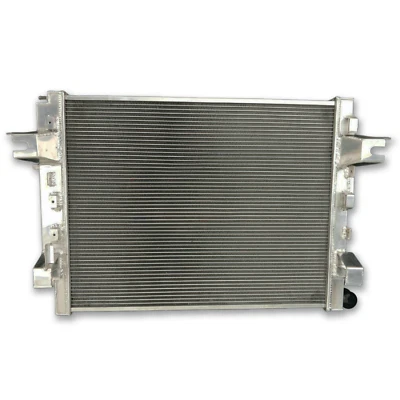 Radiador de aluminio para Dodge Ram 2013-2018 6,7 L 2500 3500 Cummins 408 2014 2015 Foto 1 de 4