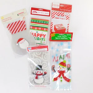Christmas Treat Bags 5 Packages Assorted - Picture 1 of 4