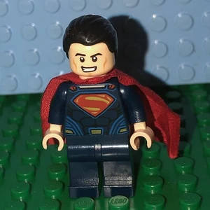 Lego DC Super Heroes Superman Minifigur Minifiguren - Bild 1 von 4