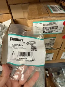 50 pièces pour Panduit Giga TX Cat6 jack blanc CJ688TGWH BOX - Photo 1/3