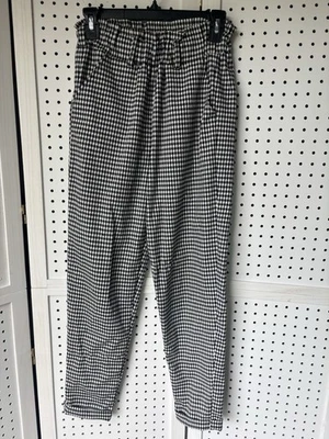 Женские штаны So Goods For Life XS черно-белые клетчатые без застежек сужающиеся к ноге - Изображение 1 из 4