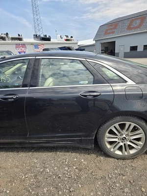 Rear Door LINCOLN MKZ Left 13 14 15 16 17 18 19 20 - Image 1 of 3
