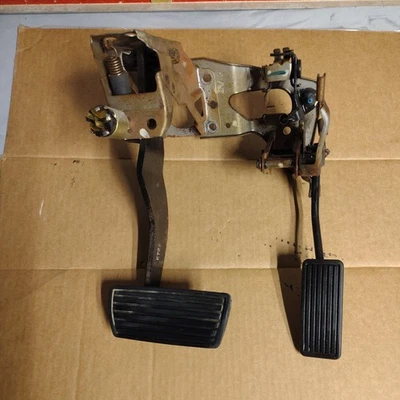 Acelerador y pedal de freno Honda Prelude S para 1992 1993 1994 1995 1996  Foto 1 de 4