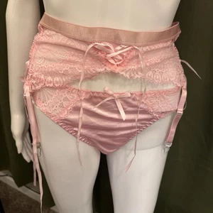 TALLA L - JUEGO DE TANGA Y CINTURÓN - Rosa Encaje Y Satén SHEIN 4 Correas - Imagen 1 de 4