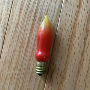 Vintage Red Orange Flame Christmas Light Bulbs TESTED - Picture 1 of 1