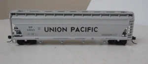 Atlas N scale ACF 4-bay Centerflow hopper Union Pacific - Picture 1 of 3