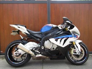 BMW S 1000 RR , FANTASTIC CONDITION , 2013 MODEL , ONE YERAS MOT ! BARGAIN . - Picture 1 of 24