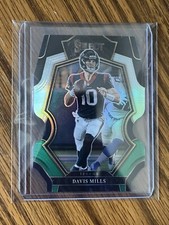 2022 Panini Select Davis Mills Black & Green Prizm Die-Cut Premier Level #139