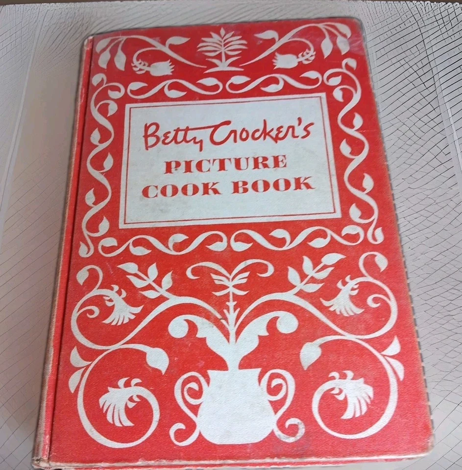 Betty Crocker's Picture Cook Book, 1950 1st Ed 3rd Print HC In Excellent Condit- - Image 1 of 4