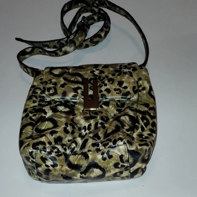 Vince Camuto Quilted Leopard Print Shoulder Bag – Gold Hardware, Bold Statement - Image 1 of 4