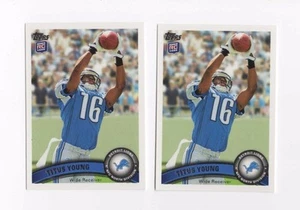 LOTE DE 2 TARJETAS DE NOVATO JOVEN TITUS #19A 2011 TOPPS CASI NUEVAS/COMO NUEVAS RC 19 FÚTBOL POR ENCIMA DE LA CABEZA - Imagen 1 de 2