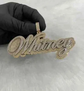 3,30 kt Rundschliff echter Moissanit Namensanhänger anpassen 14 K zweifarbig vergoldet - Bild 1 von 6