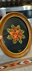 Needlepoint Vintage Oval Red Strawberry Handmade Art Green Leaves Beautiful!! - Picture 1 of 14