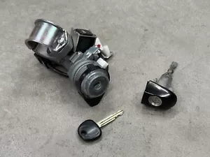 2010 2011 2012 2013 Kia Forte Ignition Switch Key Door Lock OEM - Picture 1 of 8