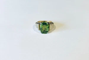 Vintage 18KT Yellow Gold Peridot Diamond Ring, Ring Size 5.25 - Bild 1 von 5