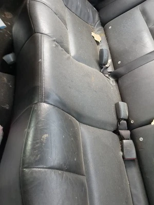Оригинальное заднее сиденье 2008 Pontiac Grand Prix AA0LA - Изображение 1 из 2