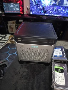 HP PROLIANT MICROSERVER GEN8, 16 GB RAM,4x 1TB HDD NO OS - Picture 1 of 11