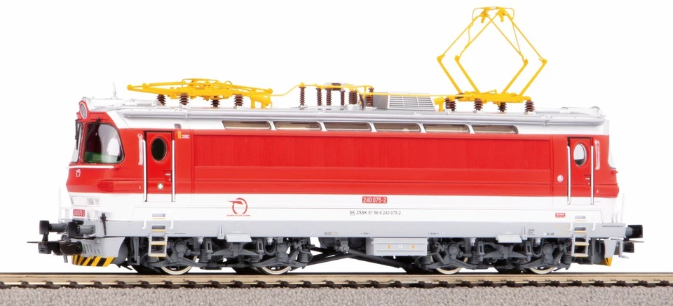 Piko Art. 51387 ZSKK Electric Locomotive BR 240 White And Red Livery Ep. VI - Image 1 of 1