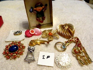 Assorted Lot of 11 Jewelry Pins Some vintage 2P - Picture 1 of 3