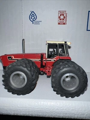 ERTL 1/64  3388 International Custom - Image 1 of 3