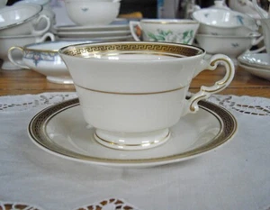 Vintage Siracusa Cina oro e nero chiave greca vecchio avorio O.P.CO tazza da tè e piattino ~ - Foto 1 di 11