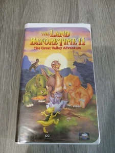 The Land Before Time 2 THE GREAT VALLEY ADVENTURE - VHS Clamshell Animation Kids - Picture 1 of 1
