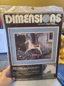 Dimensions No Count Cross Stitch Kit ungeöffnet Neu in Verpackung - Jenny's Pony Schaukelpferd - Bild 1 von 4