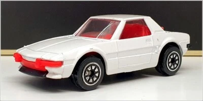Corgi 7.5cm Long Diecast CF01W - Fiat XI/9 - White - Image 1 of 4
