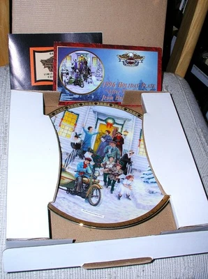 Harley-Davidson 1996 "After the Pageant" Collector Christmas Plate - Image 1 of 4