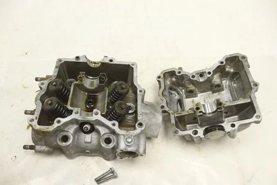 Kawasaki Prairie 400 4x4 98 Engiine head 11008-5006 51097 - Imagem 1 de 4