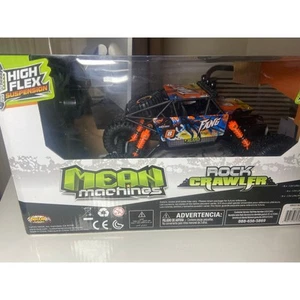 Mean Machines: RC Rock Crawler Fang - Picture 1 of 3