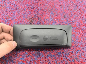 DODGE DURANGO R/T 11-17 OEM EMERGENCY FLASHLIGHT LIGHT LAMP HOUSING BRACKET - Picture 1 of 3