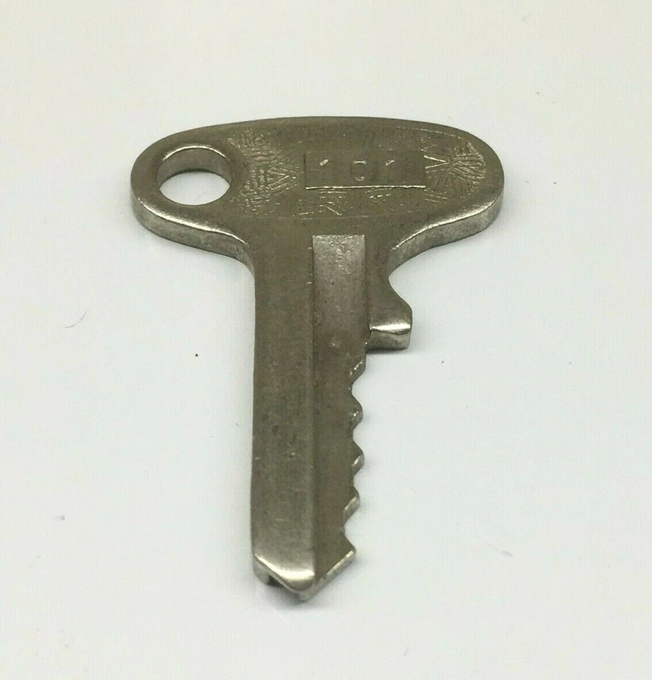 New OEM Yamaha motorcycle fork steering lock keys replacement key codes 101-252 - Image 1 of 1