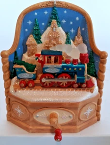 Hallmark Ornaments 2009 Magic Express Zug...Lichter Sound Bewegung 25 Jahre funktioniert - Bild 1 von 1