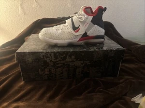 Lebron James XIV Basketball Shoes - Picture 1 of 7
