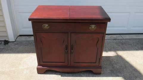 Thomasville Mahogany Server Dining Set Cover