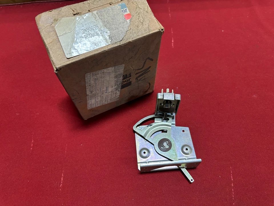 Nuevo de Lote Antiguo 1969-1973 Dodge Van B100 B200 Calentador A/C Salpicadero Regulador Interruptor Mopar 3489899 Foto 1 de 3