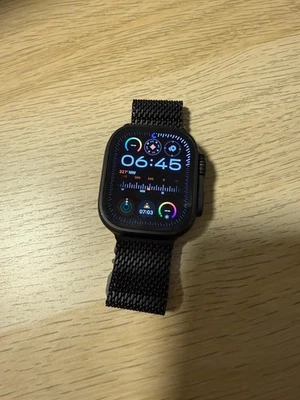 Apple Watch Ultra 2, Schwarz (Titan) - Bild 1 von 3